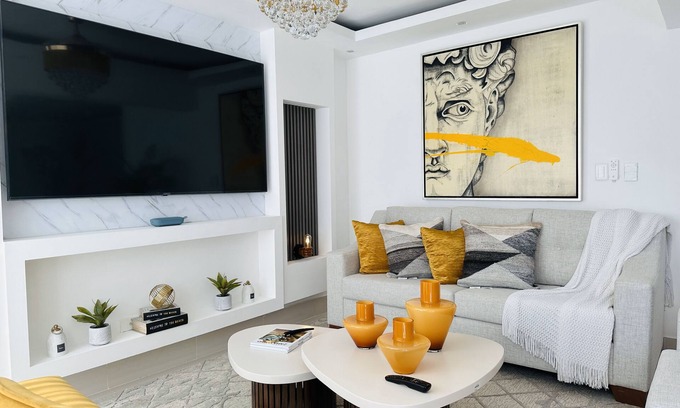 Cerro Alto Apartamento | This apartment is a 3 bedroom(s), 2 bathrooms, located in Santiago De Los Caballeros, Santiago.