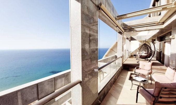 Netanya Apartamento | This apartment is a 1 bedroom(s), 1.5 bathrooms, located in Netanya, Center District.