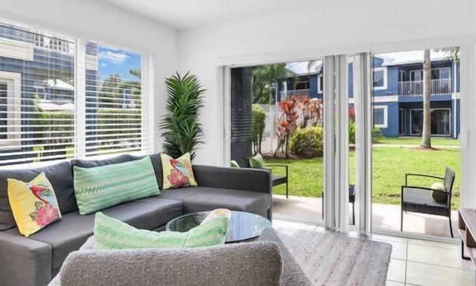 Mission Bay Apartamento | This apartment is a 0 bedroom(s), 2 bathrooms, located in Boca Raton, FL.