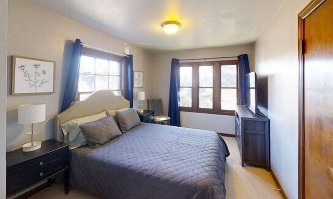 Indianapolis Apartamento | This apartment is a 1 bedroom(s), 1 bathrooms, located in Indianapolis, IN.