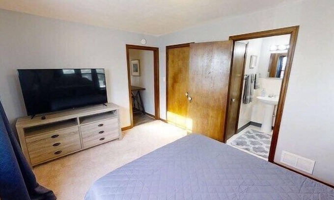 Indianapolis Apartamento | This apartment is a 1 bedroom(s), 1 bathrooms, located in Indianapolis, IN.