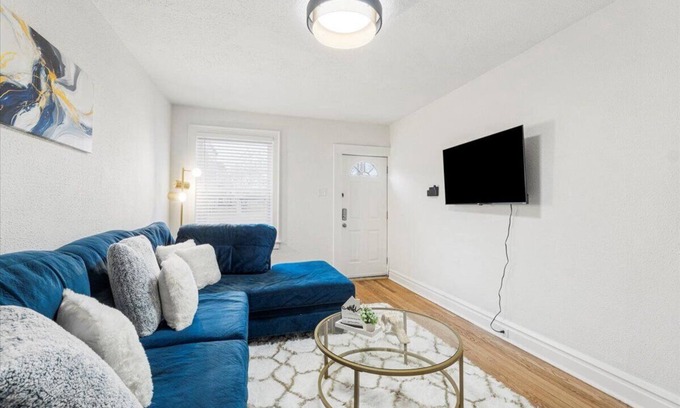 Tower Grove East Apartamento | This beautifully designed apartment offers the perfect blend of modern comfort