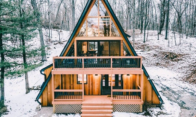 Pine Plains Cabina | This cabin is a 4 bedroom(s), 2.5 bathrooms, located in Pine Plains, NY.