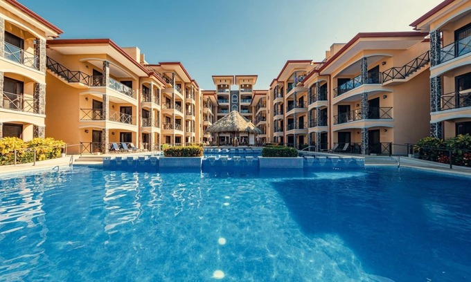 Barrio Los Villalobos Condominio | This condominium is a 2 bedroom(s), 2 bathrooms, located in Jaco, Provincia de Puntarenas.