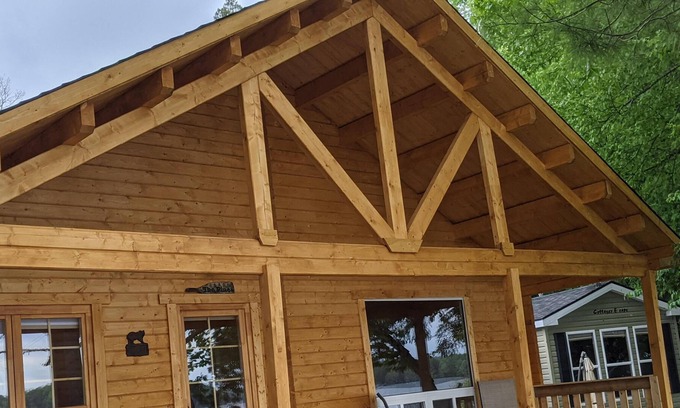 Seguin Cabina | This cottage is a 3 bedroom(s), 1 bathrooms, located in Parry Sound, , ON .