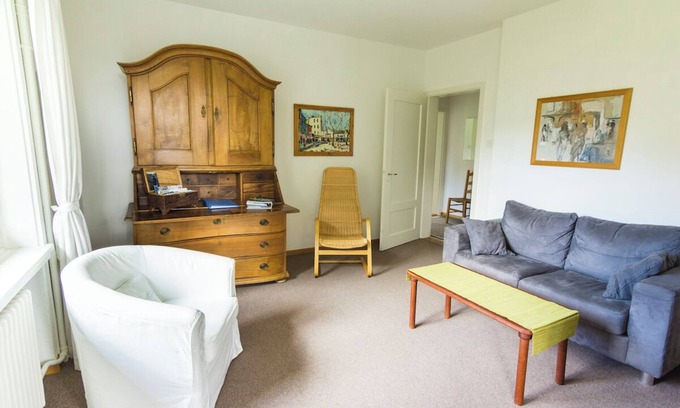 Flims Apartamento | This cozy apartment (approx. 95m2) is located in house Collina built in 1927.