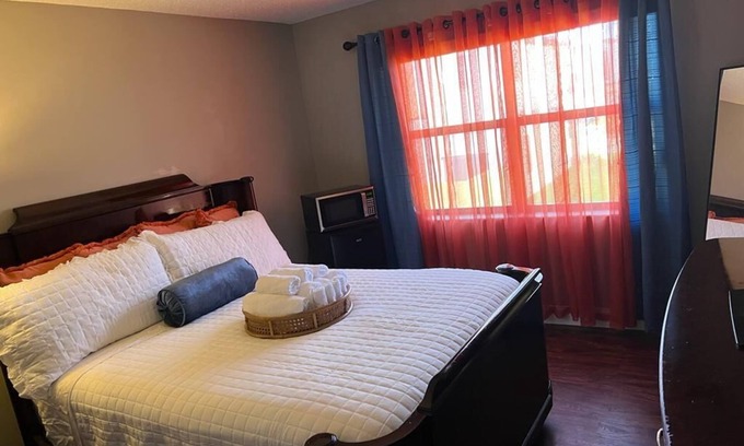Ives Estates Condominio | this entire unit consist of 3 bedrooms