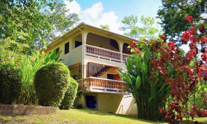 San Ignacio Casa | This house is a 2 bedroom(s), 2 bathrooms, located in Cristo Rey Village, Cayo District.