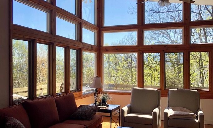 Walker-In-the-Hills Casa | Private mountain cabin with hot tub and year round access.