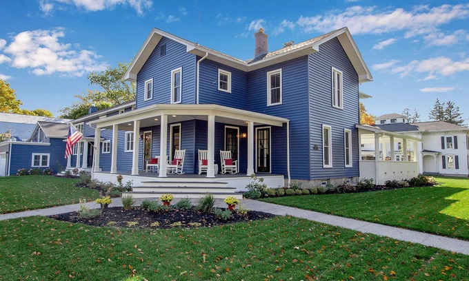 Youngstown Casa | This Must Be The Place Guesthouse