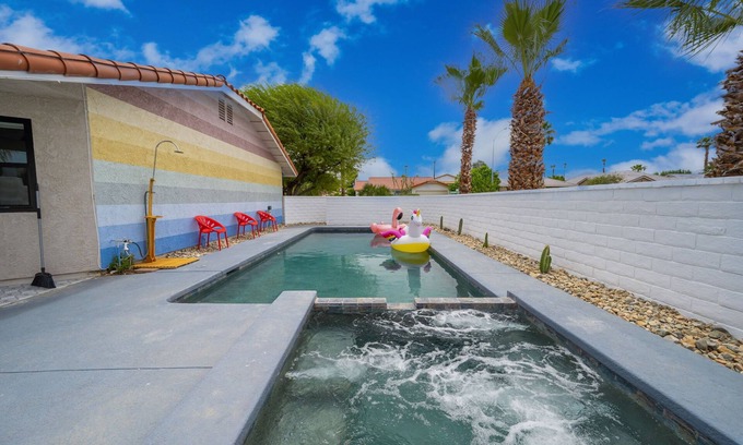 Bermuda Dunes Casa | This Must Be the Place - Pool, Spa, Games, King Bed