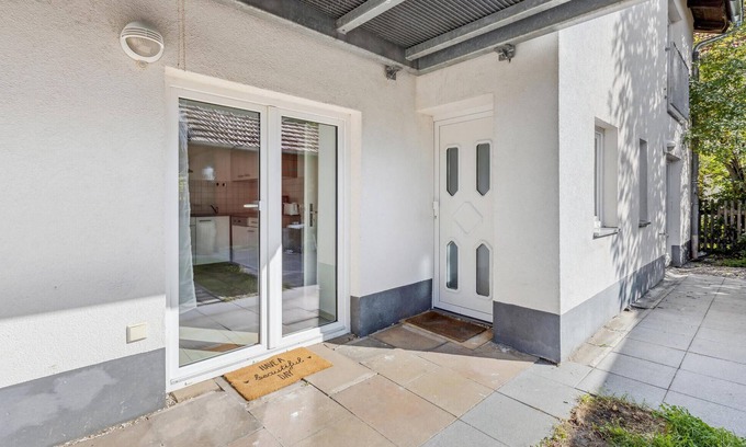 Degerndorf Apartamento | This spacious and bright vacation apartment welcomes you near the Starnberg Lake.