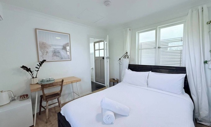 South Fremantle Apartamento | This studio is a 1 bedroom(s), 1 bathrooms, located in South Fremantle, WA.