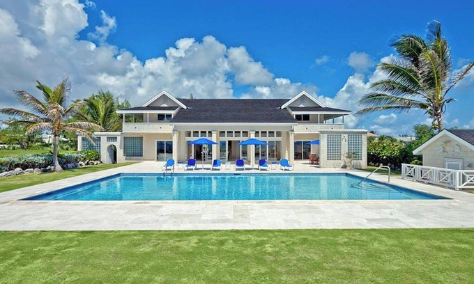 Long Bay Casa | This stunning 3 bedroom mansion, located on the serene East Coast of Barbados