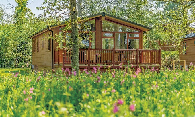 Holton Heath Chalet De Esquí | This stunning, spacious lodge is perfect for a break away with family or friends.