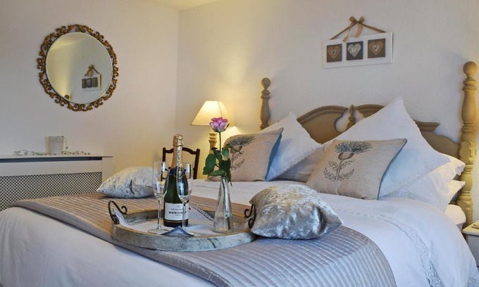 Crieff Casa | Thistle Cottage