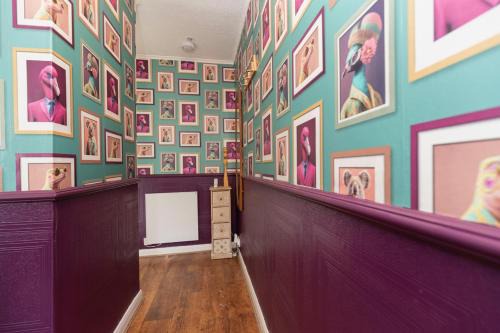 Darlington Casa | Thomas Apartment