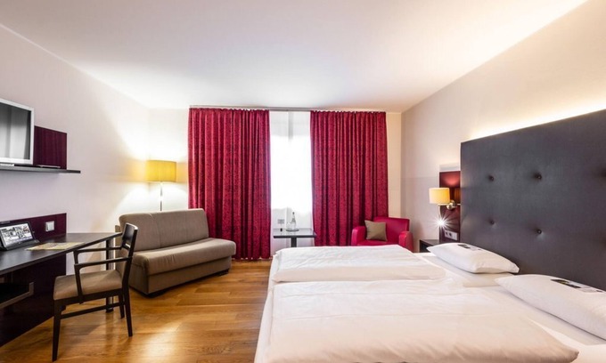 Ockfen Casa | Three-bed room comfort brook view - Landidyll Weinhotel Klostermühle