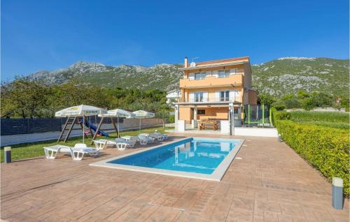Ostrvica Apartamento | Three-Bedroom Apartment In Donja Ostrvica