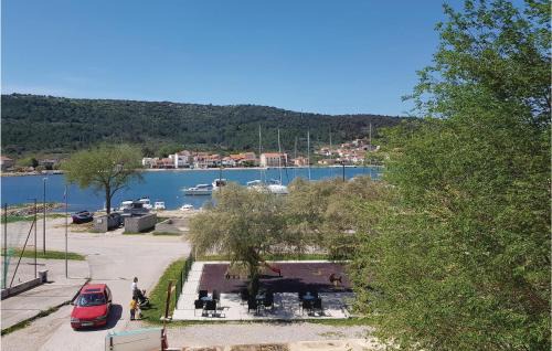 Bilice Apartamento | Three-Bedroom Apartment In Bilice