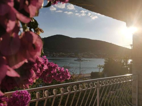 Vinisce Apartamento | Three-Bedroom Apartment in Vinisce I