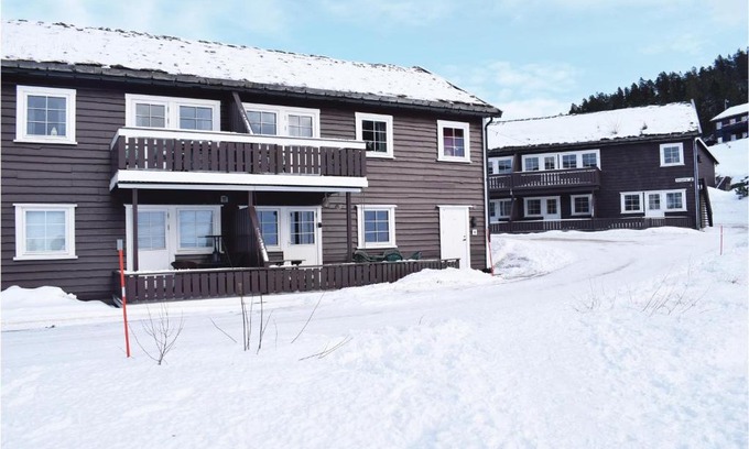 Gautefall Apartamento | Three-Bedroom Apartment in Drangedal