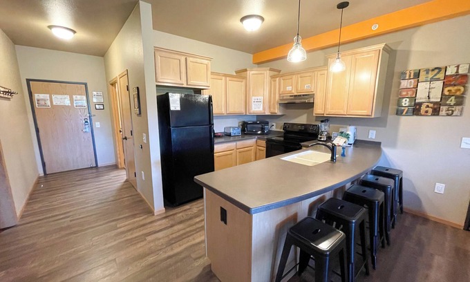 Spring Brook Condominio | Cedar Stone Three Bedroom Condo @ Spring Brook Resort | Amplio condominio en el campo de golf