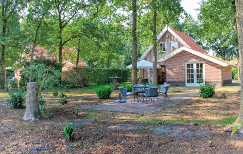 Hoge Hexel Casa | Three-Bedroom Holiday Home In Hoge Hexel