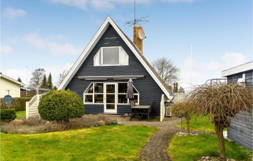 Tørresø Casa | Three-Bedroom Holiday Home In Otterup