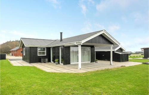 Fynshav Casa | Three-Bedroom Holiday Home Haderslev With A Fireplace 06