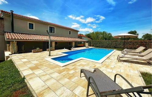 Katun Casa | Three-Bedroom Holiday Home In Katun