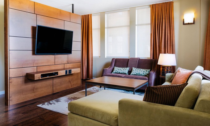 Healdsburg Apartamento | Three-Bedroom Hotel Suites in Downtown Healdsburg