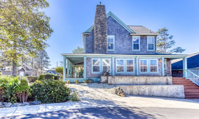 Olivia Beach Casa | Three bedroom house in United States of America, Lincoln City
