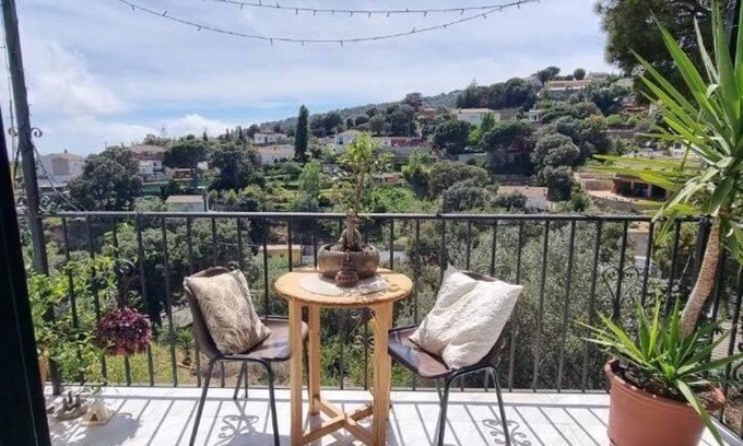 Tordera Apartamento | Three-Bedroom House
