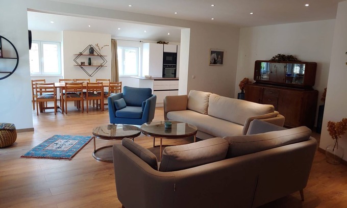 Stomorska Apartamento | Three Bedroom Apartment with Terrace
