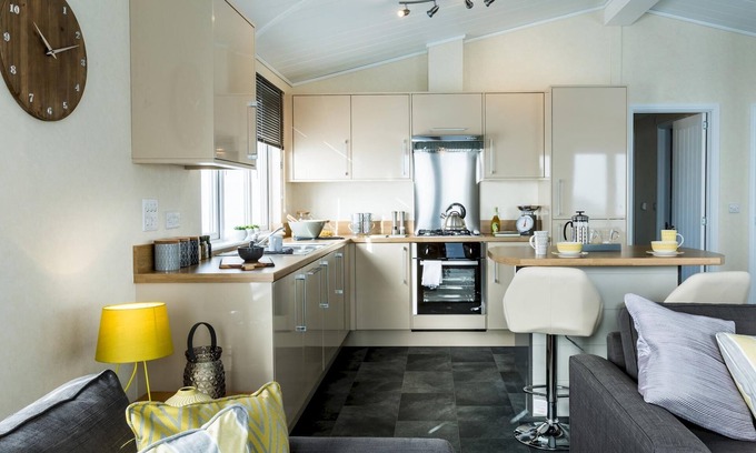 King's Lynn Casa | Three Bedroom Lodge 11