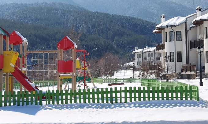 Shiligarnika Apartamento | Three-bedroom Villa in the Beautiful Pinerose Resort