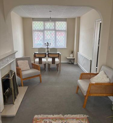 Alexandra Casa | Three bedrooms holiday home fun -relax &work