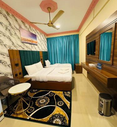 Naif Hotel | Three Dot Hotel