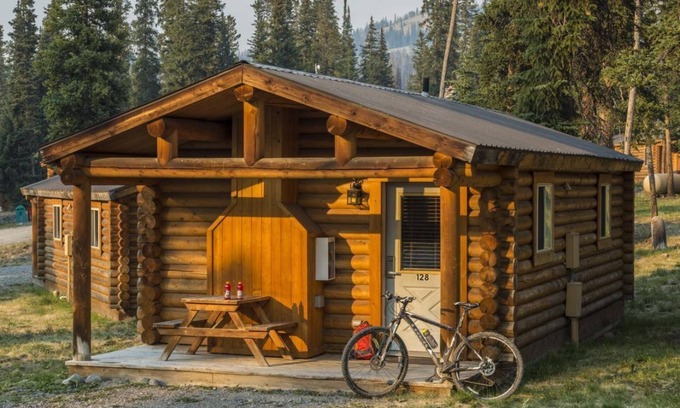Moran Casa | Three Fantastic Cottages, Located Near All the Excitement w/ Parking!