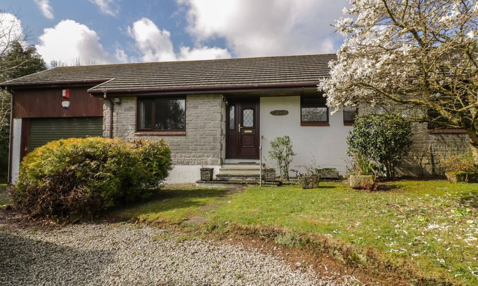 Lanreath Cabaña | THREE JAYS, family friendly, character holiday cottage in Lanreath