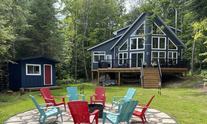 Katrine Cabaña | Three Mile Lake Burk's Falls - Muskoka Lake House
