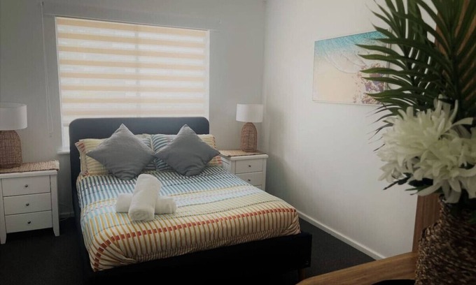 Castletown Apartamento | Three Palms Apartments Unit 4
