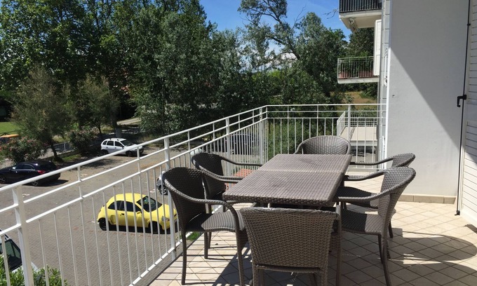 Lido di Savio Apartamento | Apartamento de tres habitaciones con entrada independiente