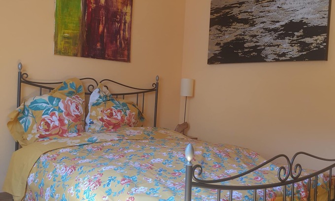 Coulouvreniere Rois Apartamento | Three rooms with private bath in a lovely den in Geneva's centre