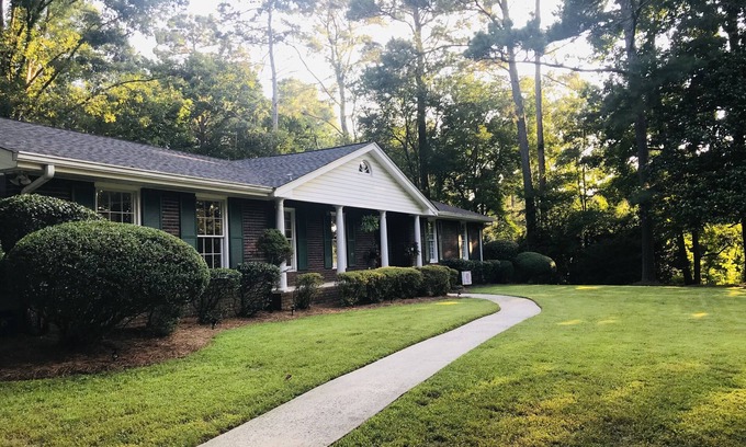 Canton Casa | Three Sisters House - for Medical/Business Professionals or Leisure Travelers