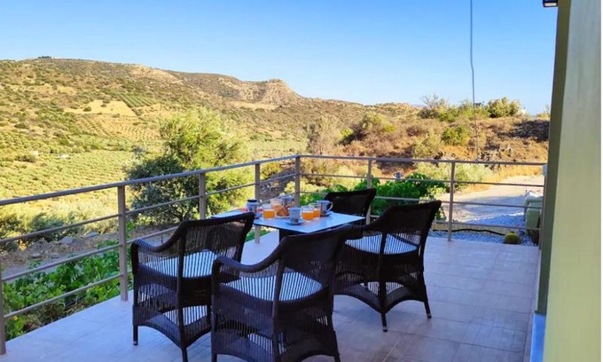 Agia Galini Casa | THROUBI VILLA