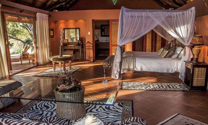 Ntambanana Cabina | Thula Thula Game Lodge