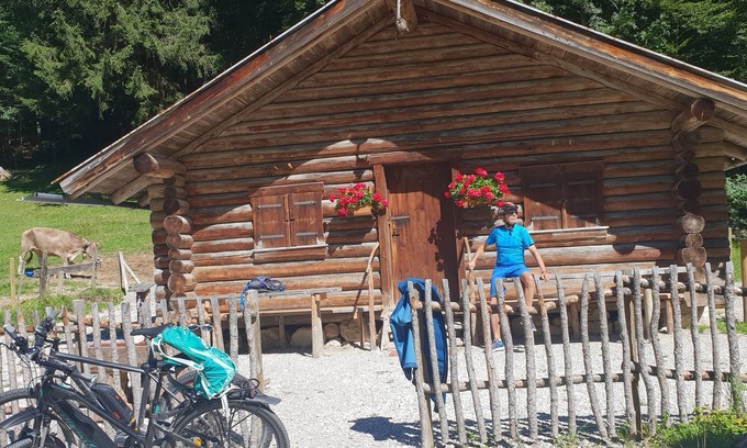 Hoefen Apartamento | TIROL LECHTAL - Comfort apartment quiet, UNCONVERTED, NO PETS, NR in the ski area