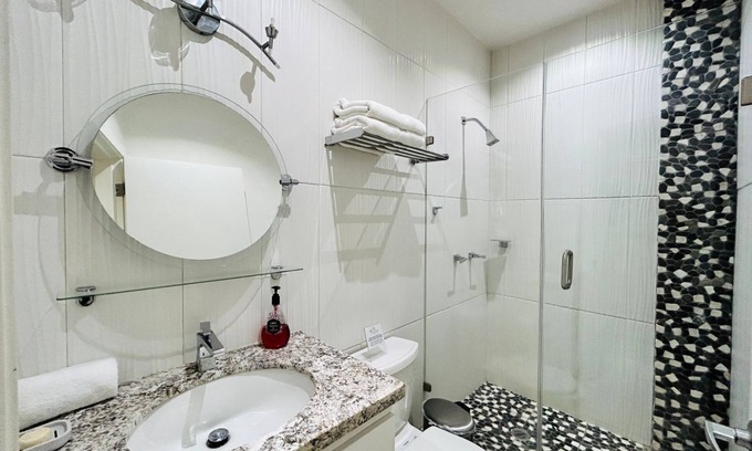 Marina Mazatlán Apartamento | Tiara Sands 503